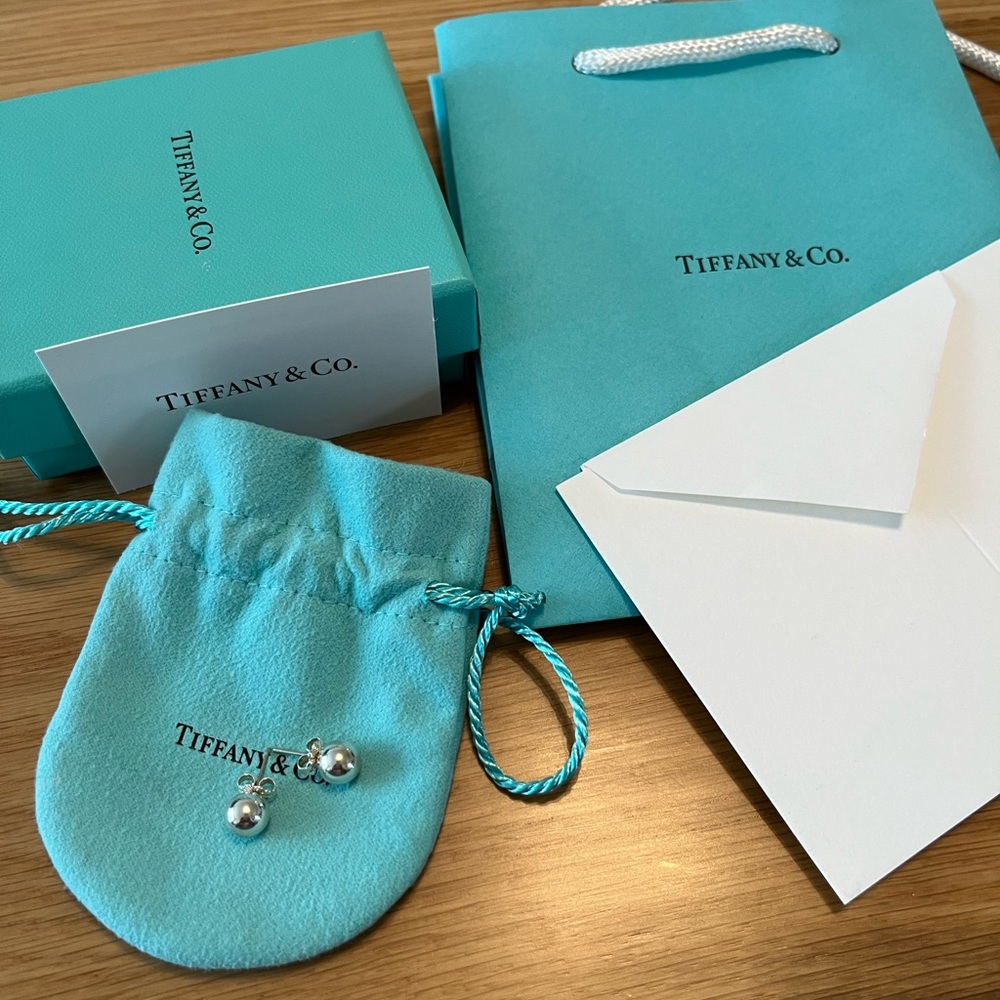 8mm Tiffany &Co sterling silver stud earrings! NWT!!
